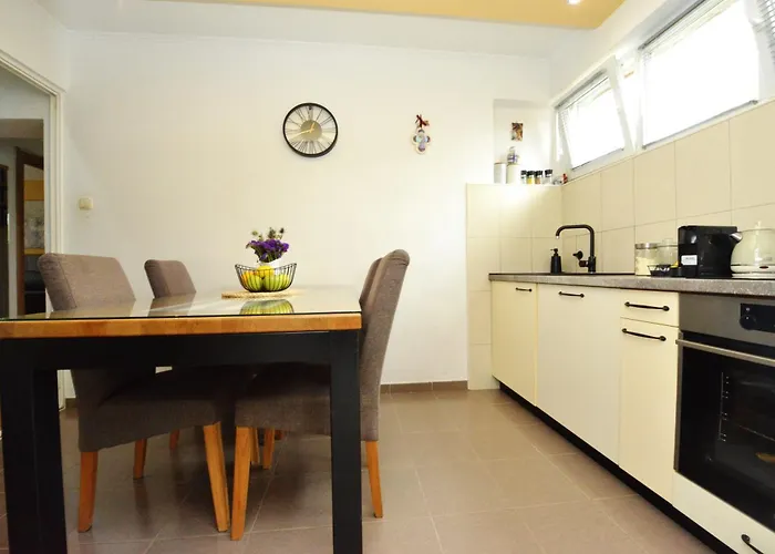 Appartement Sanja Kolovare