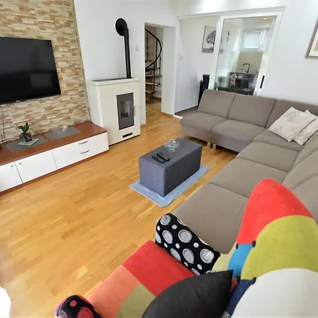 Sanja Kolovare Apartmán