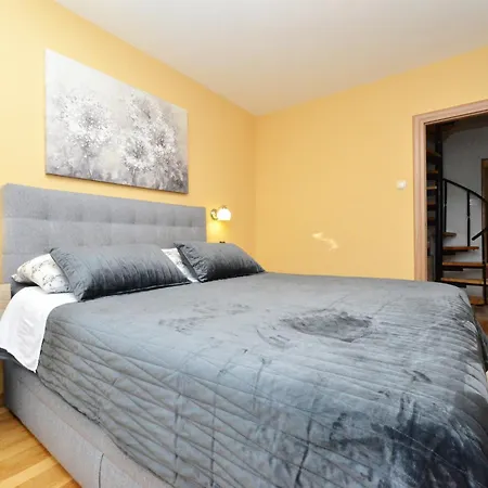 Sanja Kolovare Apartmán *