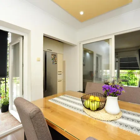 Sanja Kolovare Apartman *