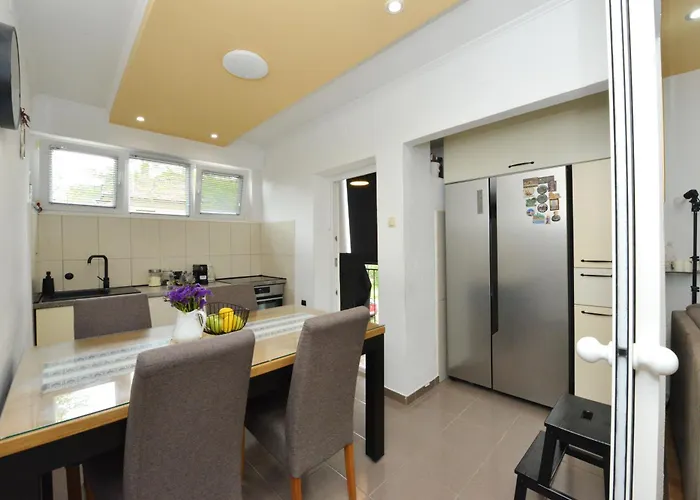 Sanja Kolovare * Zadar