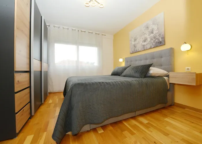 Sanja Kolovare * Zadar